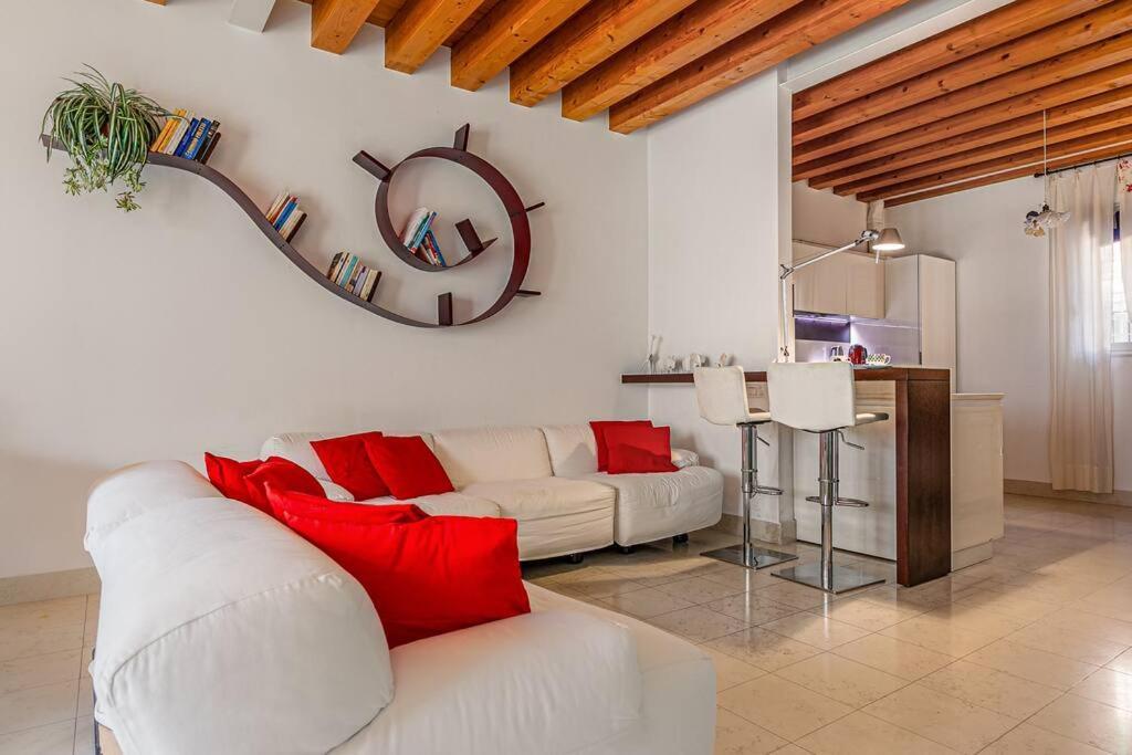 Three Floors Home Венеция Экстерьер фото